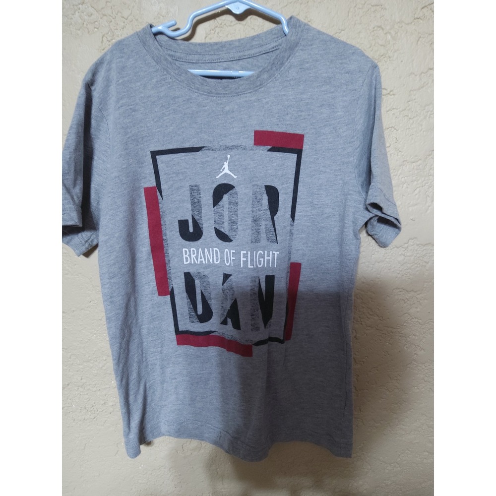 Jordan Brand of Flight Boys Graphic T-Shirt Gray Red Black Jumpman Size Medium
